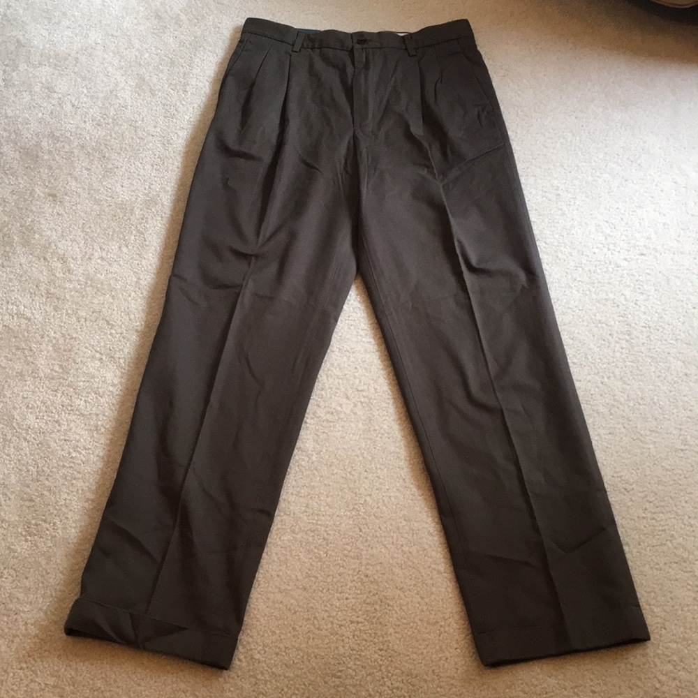✨HP✨NWT banana rep Smithfield pleated relaxed leg